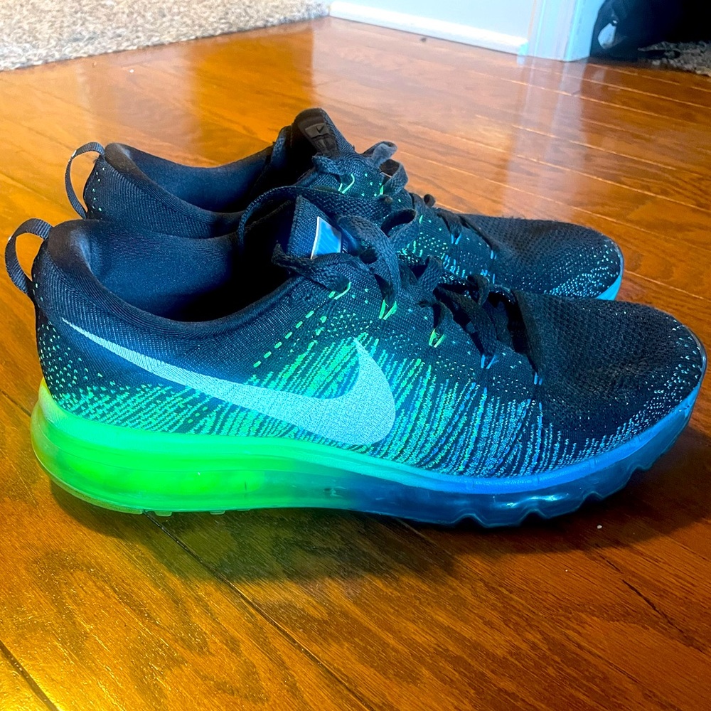 Nike Flyknit Max Men’s Size 11